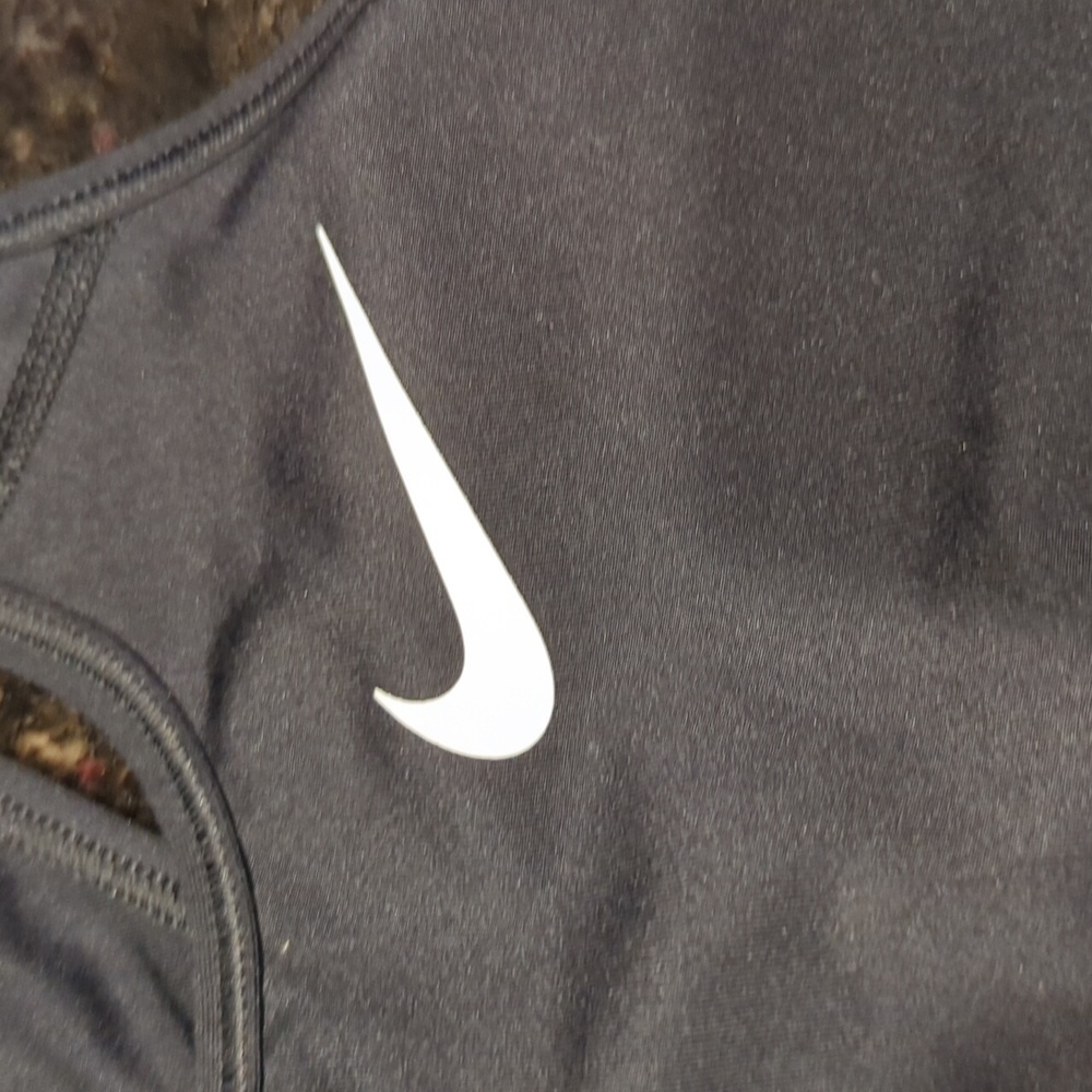 Nike Swoosh Women's Size XS Racerback Tank Black - Picture 2 of 6